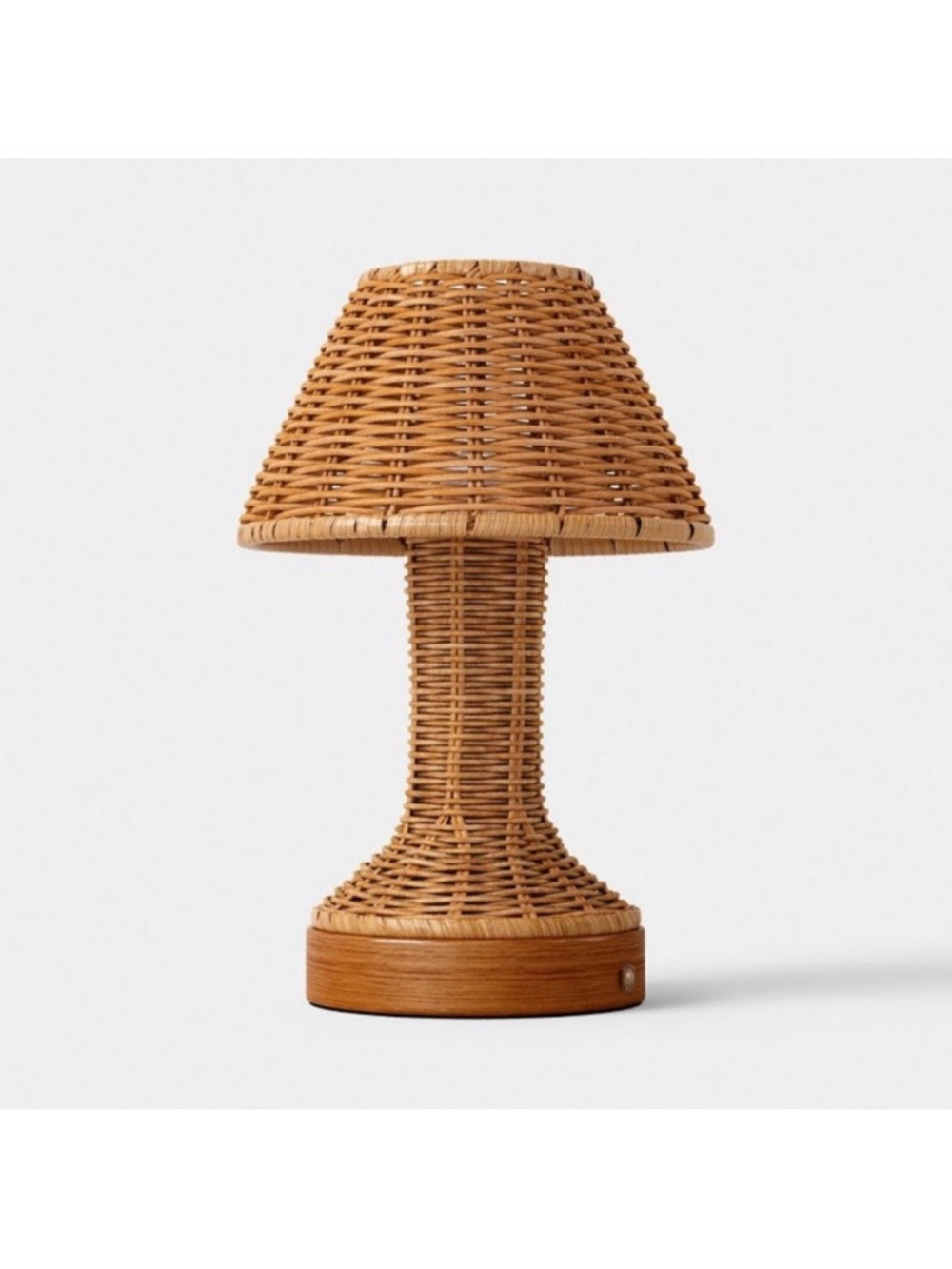 Threshold NWT Woven Wicker Brown Portable Cordless Table Lamp Light -Natural